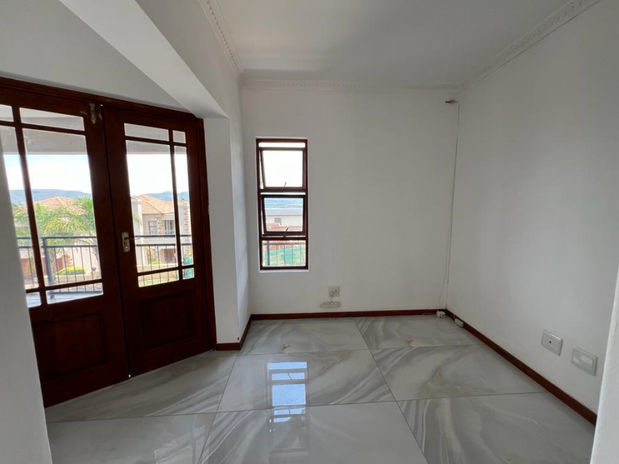 To Let 3 Bedroom Property for Rent in Kosmos Ridge North West